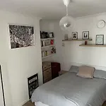 Cozy Appartment In Voltaire